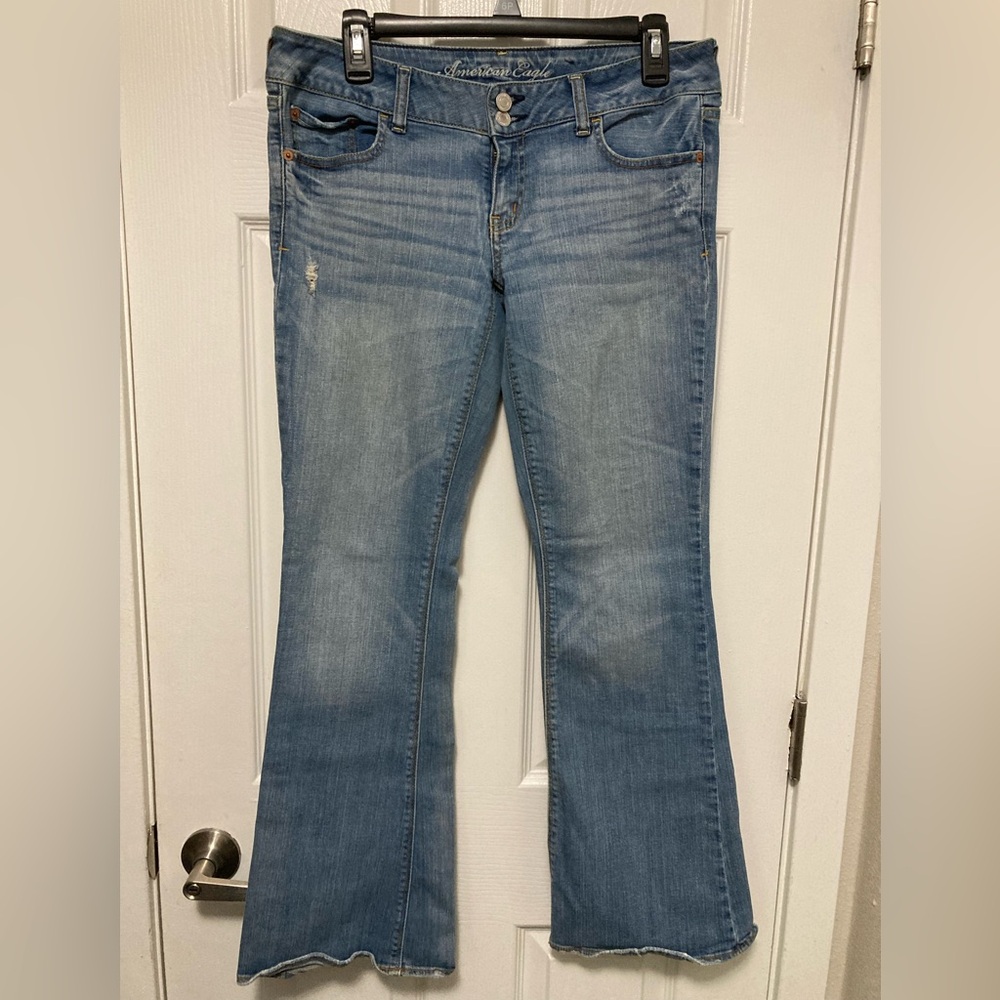 *American Eagle Outfitters Medium Wash Distressed Artist Flare Denim Jeans#J